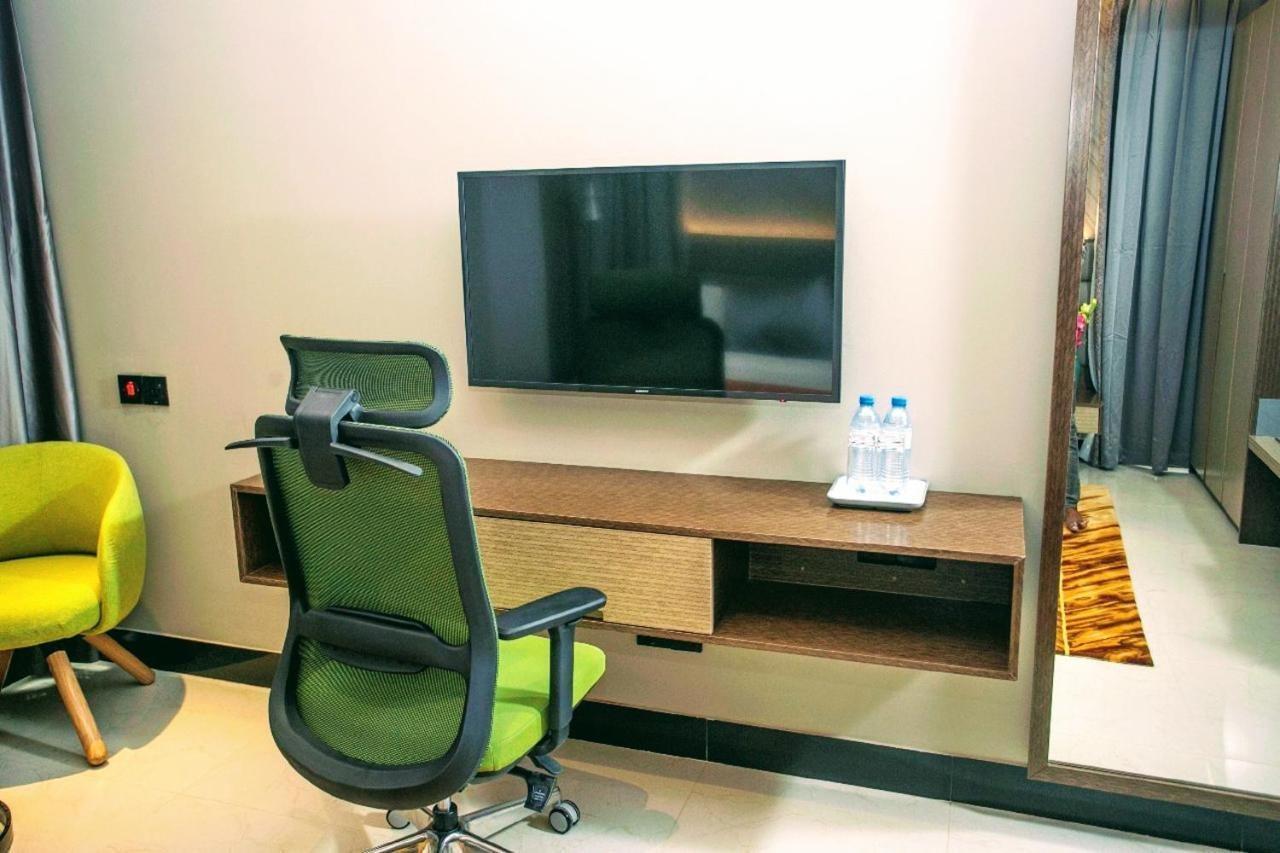 Hotel Omni Residency Дакка Екстер'єр фото