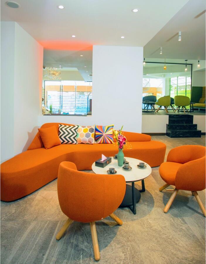 Hotel Omni Residency Дакка Екстер'єр фото
