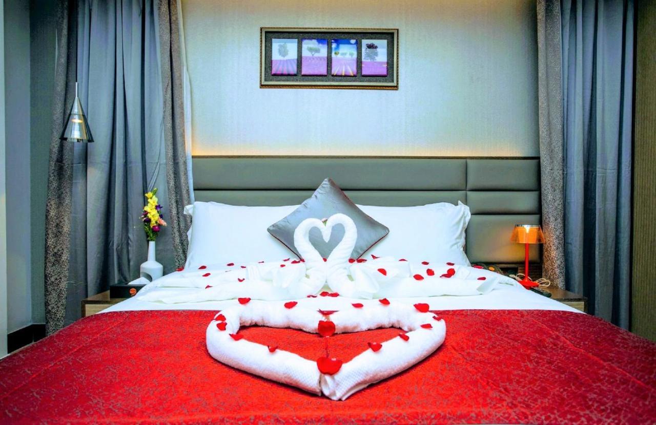 Hotel Omni Residency Дакка Екстер'єр фото