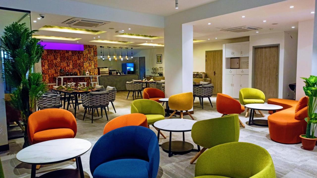 Hotel Omni Residency Дакка Екстер'єр фото